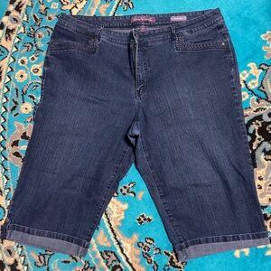 Gloria Vanderbilt Dark Blue Ankle Jeans
